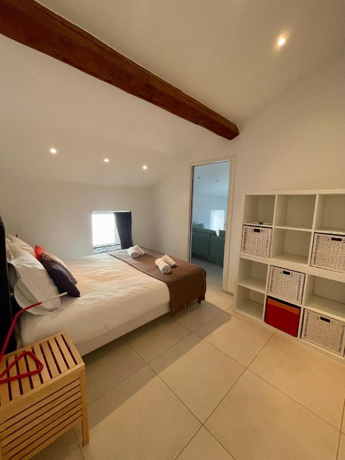 Grand Appartement Style Loft Bord De Mer Propriano  Exterior photo